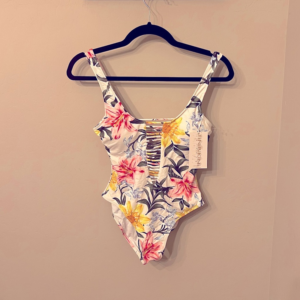 NWT | Tinibikini Swimwear One Piece Size XS White w/Flower Print.